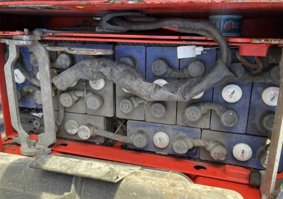 Linde D12AP - Apilador: foto 5 Linde D12AP - Apilador: foto 5