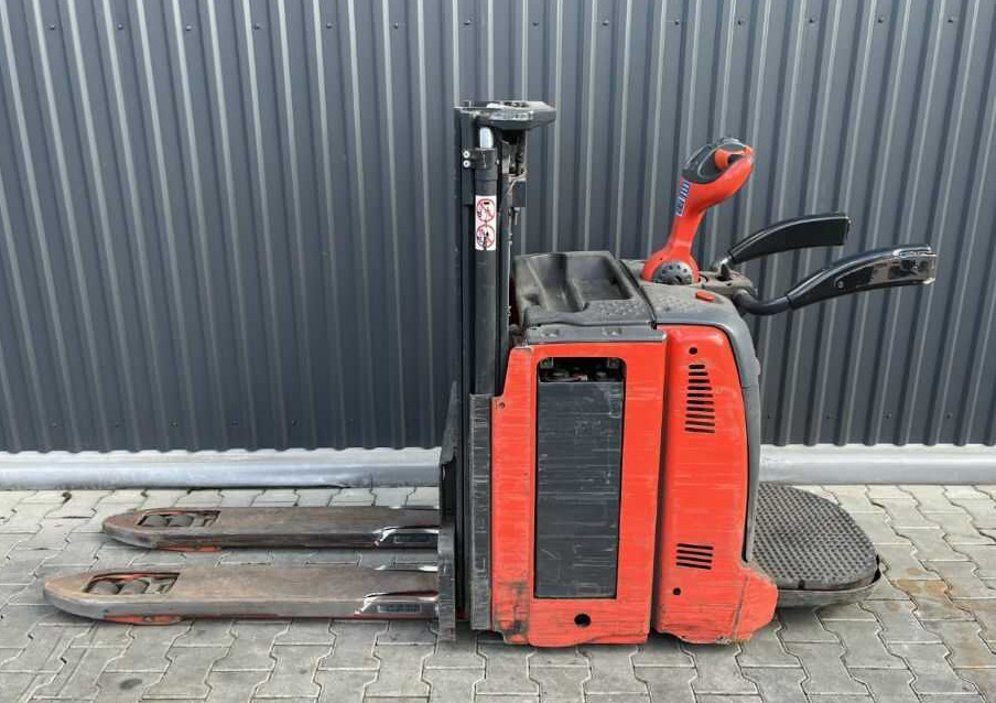 Linde D12AP - Apilador: foto 2 Linde D12AP - Apilador: foto 2
