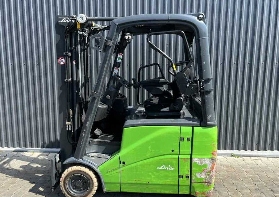 Linde E16H-02 - Carretilla elevadora eléctrica: foto 2 Linde E16H-02 - Carretilla elevadora eléctrica: foto 2