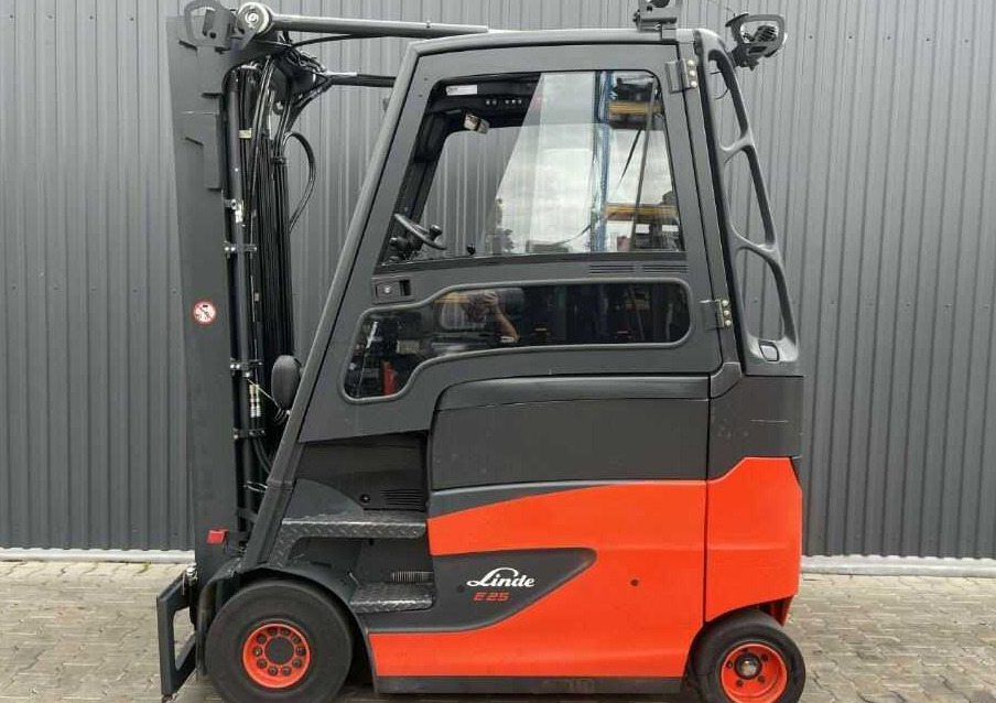 Linde E25H-01/600 - Carretilla elevadora eléctrica: foto 2 Linde E25H-01/600 - Carretilla elevadora eléctrica: foto 2