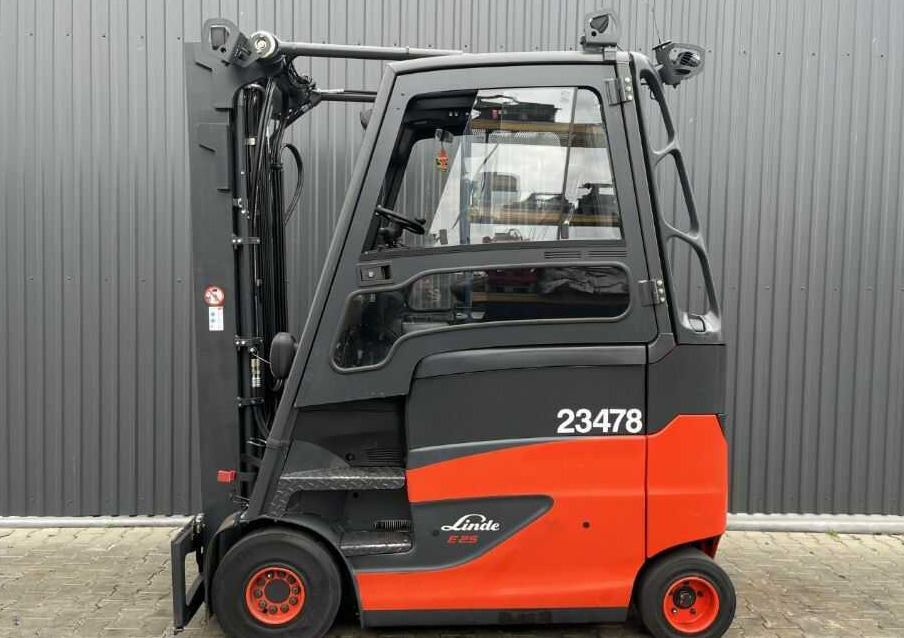 Linde E25HL-01/600 - Carretilla elevadora eléctrica: foto 2 Linde E25HL-01/600 - Carretilla elevadora eléctrica: foto 2