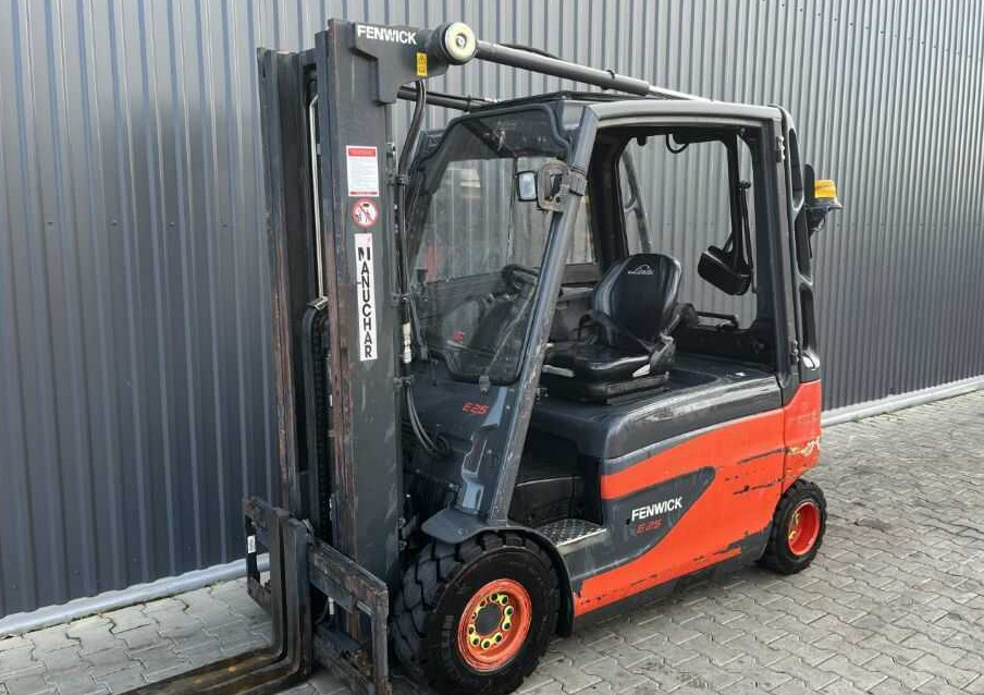 Linde E25L-01 - Carretilla elevadora eléctrica: foto 1 Linde E25L-01 - Carretilla elevadora eléctrica: foto 1
