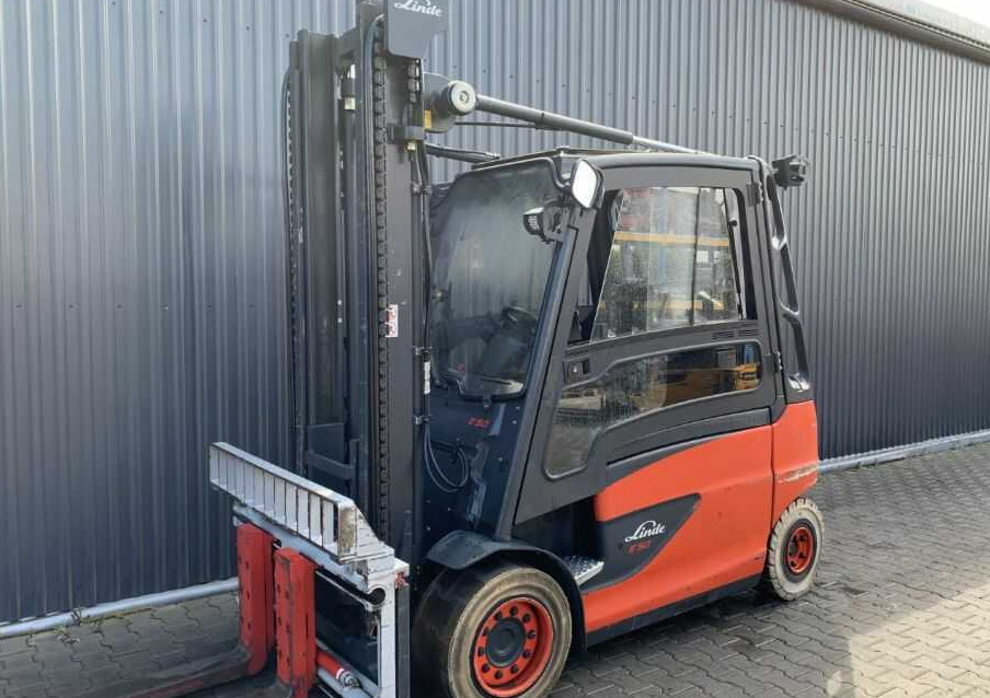 Linde E50HL-01/600 - Carretilla elevadora eléctrica: foto 1 Linde E50HL-01/600 - Carretilla elevadora eléctrica: foto 1