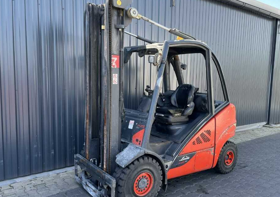 Linde H25D-02/600 - Carretilla elevadora diésel: foto 1 Linde H25D-02/600 - Carretilla elevadora diésel: foto 1