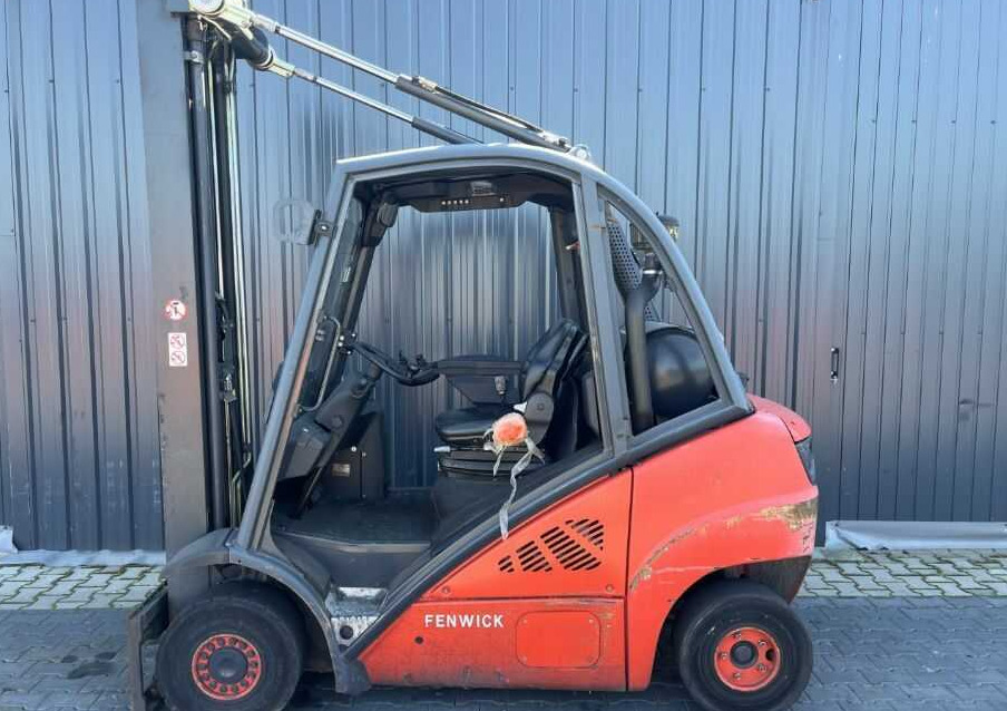 Carretilla elevadora de gas Linde H25T-01: foto 7