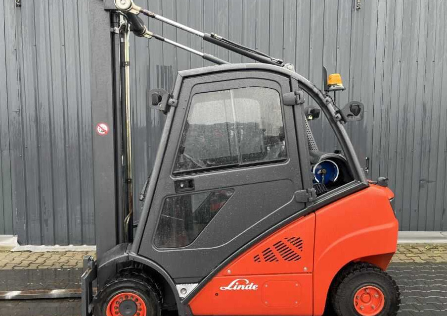 Carretilla elevadora de gas Linde H25T: foto 7
