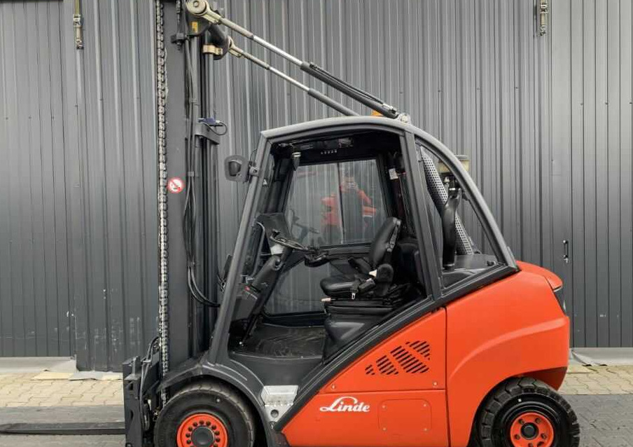 Linde H30D-01 - Carretilla elevadora diésel: foto 2 Linde H30D-01 - Carretilla elevadora diésel: foto 2