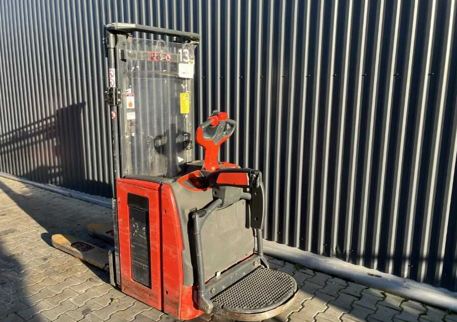 Linde L14AP - Apilador: foto 3 Linde L14AP - Apilador: foto 3