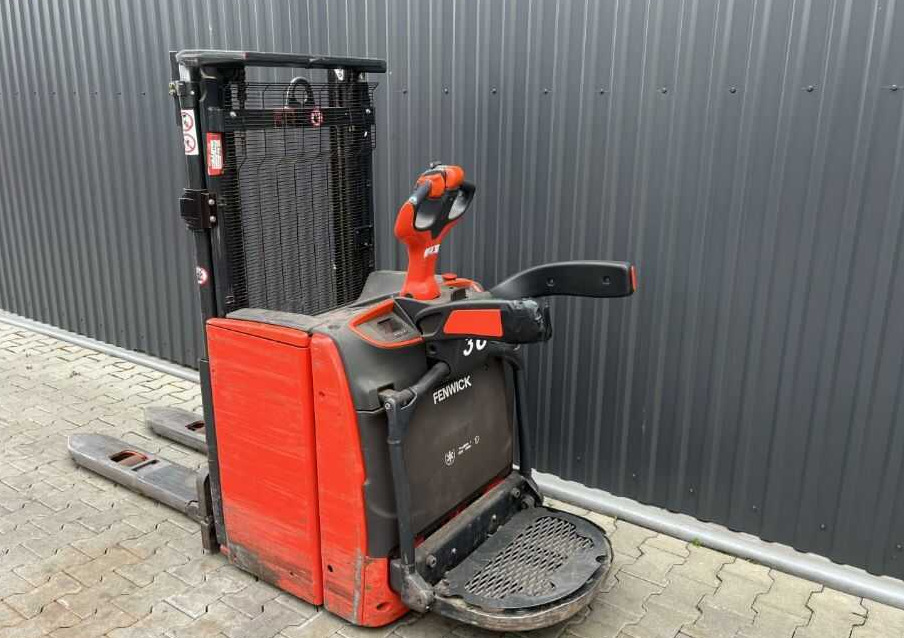 Linde L14AP - Apilador: foto 3 Linde L14AP - Apilador: foto 3