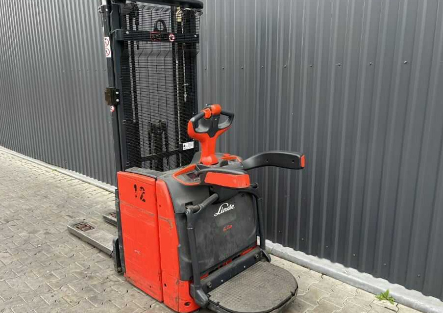 Linde L16AP - Apilador: foto 3 Linde L16AP - Apilador: foto 3