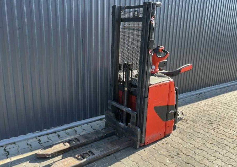 Linde L16AP - Apilador: foto 1 Linde L16AP - Apilador: foto 1
