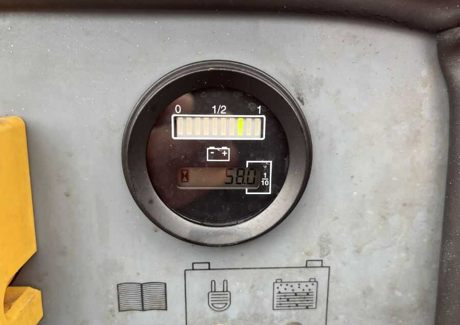 Plataforma de mástil vertical Manitou 105VJR: foto 7 Plataforma de mástil vertical Manitou 105VJR: foto 7