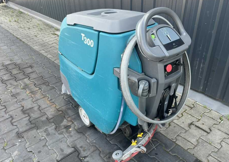 Tennant T300 - Fregadora: foto 3 Tennant T300 - Fregadora: foto 3
