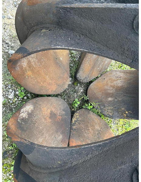 Liebherr 30t - Pinza de manipulación: foto 3 Liebherr 30t - Pinza de manipulación: foto 3