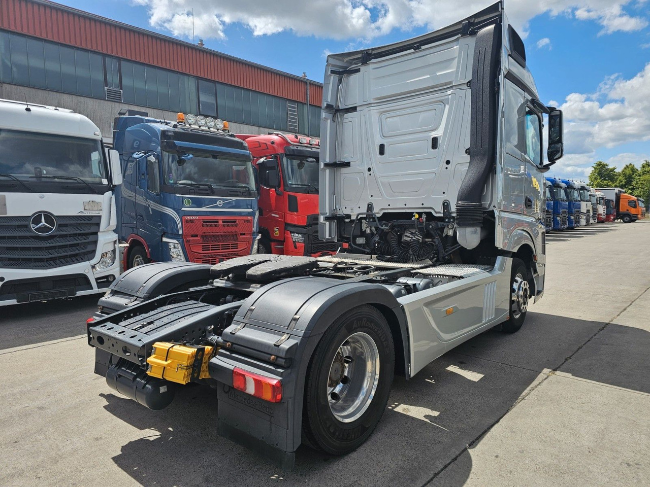 Mercedes-Benz ACTROS 1851 * 2X VORHANDEN * ACC * STANDH. *EUR5 - Cabeza tractora: foto 5 Mercedes-Benz ACTROS 1851 * 2X VORHANDEN * ACC * STANDH. *EUR5 - Cabeza tractora: foto 5