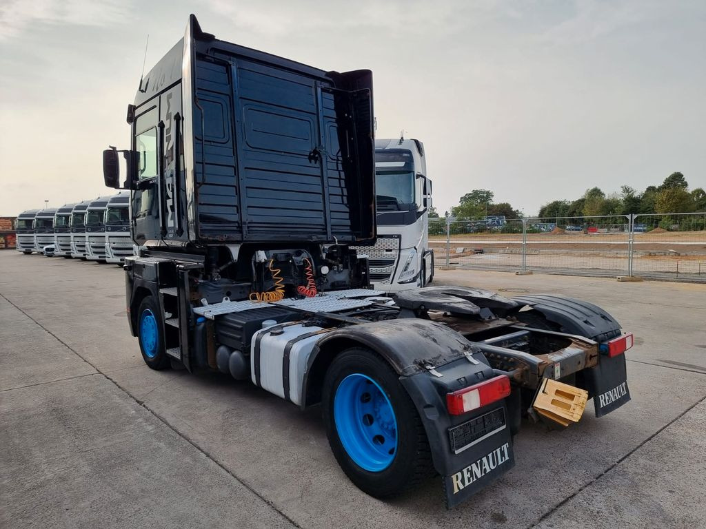 Renault MAGNUM DXI 500 * AUTOMATIK * TEMPOMAT * 2x TANK - Cabeza tractora: foto 4 Renault MAGNUM DXI 500 * AUTOMATIK * TEMPOMAT * 2x TANK - Cabeza tractora: foto 4