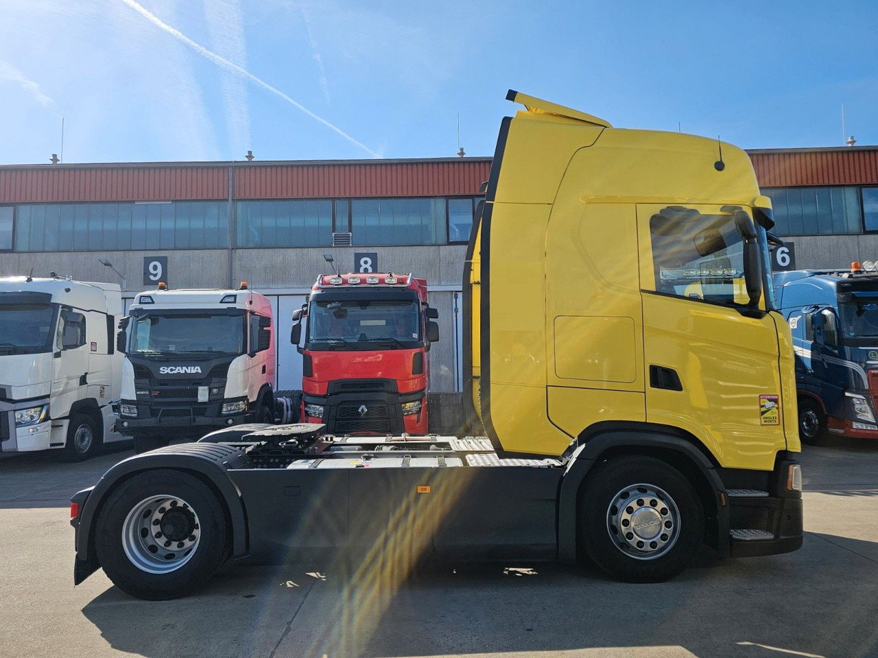 Scania S450 *RETARDER*2xTANK*ACC*TV*MIKROWELLE*2X VORHA - Cabeza tractora: foto 4 Scania S450 *RETARDER*2xTANK*ACC*TV*MIKROWELLE*2X VORHA - Cabeza tractora: foto 4