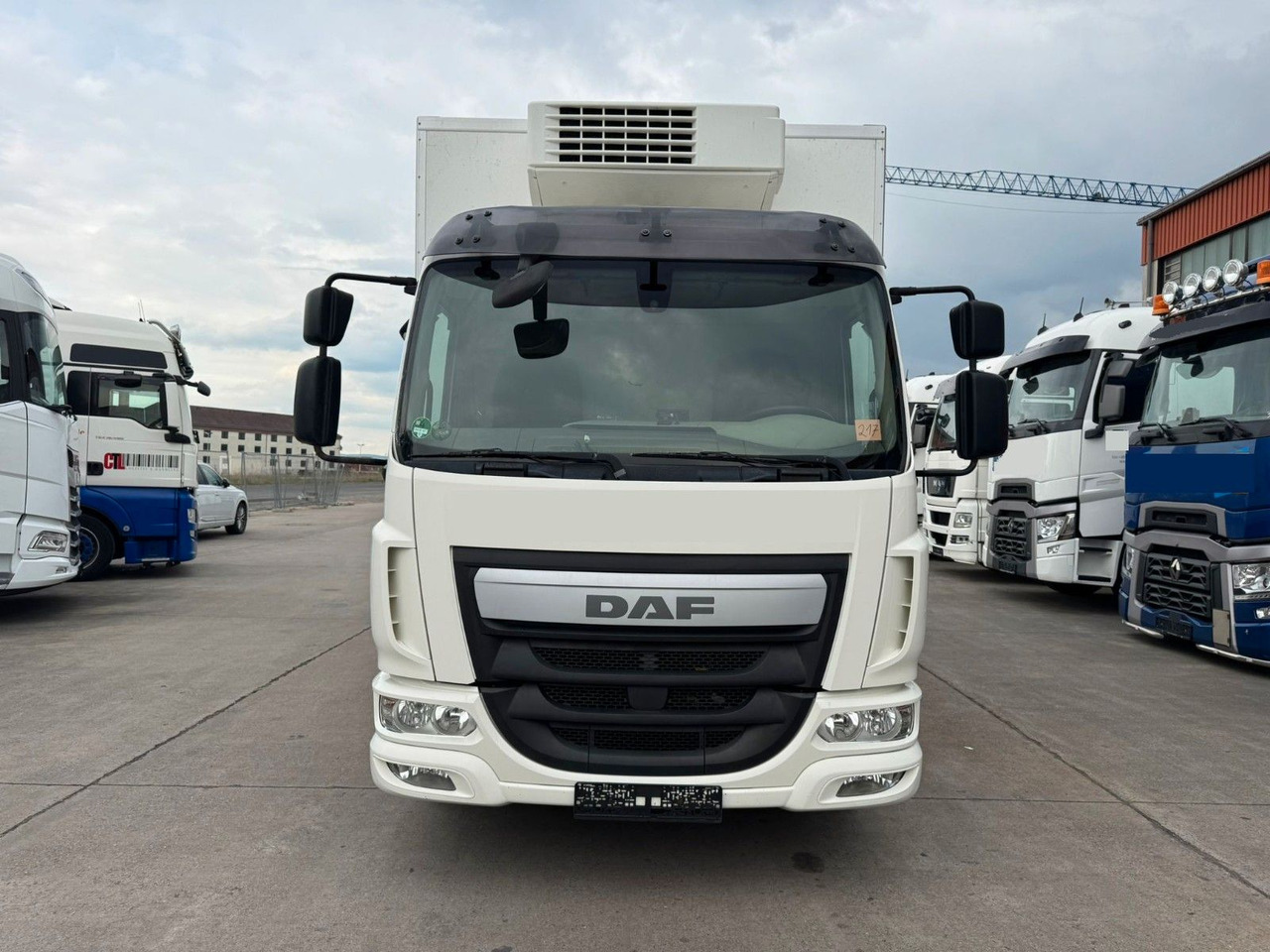 DAF LF 210 * THERMO-KING * TIEFKÜHL * LBW 1,5 TON * - Furgoneta frigorifica: foto 3 DAF LF 210 * THERMO-KING * TIEFKÜHL * LBW 1,5 TON * - Furgoneta frigorifica: foto 3