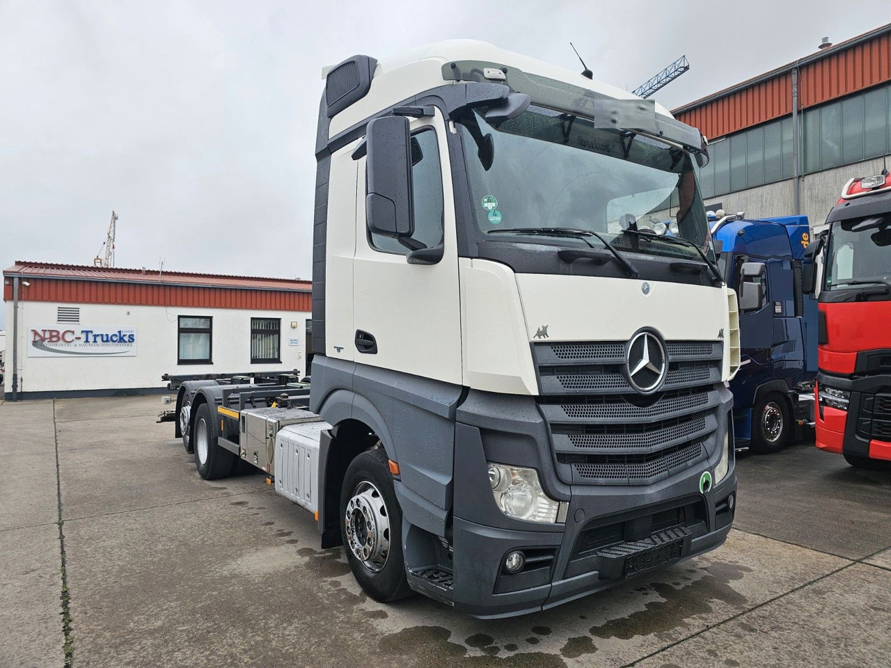 Mercedes-Benz ACTROS 2542 * VOLLLUFT * RETARDER * STANDH * BÄR - Camión chasis: foto 3 Mercedes-Benz ACTROS 2542 * VOLLLUFT * RETARDER * STANDH * BÄR - Camión chasis: foto 3
