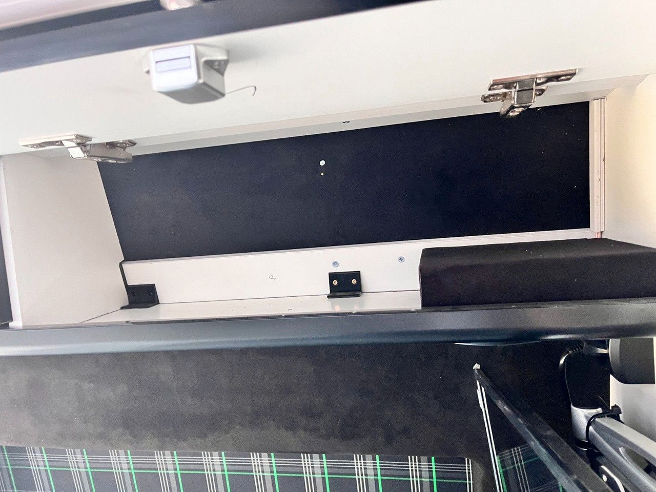 Leasing de  Mercedes-Benz Sprinter 3,5t  Solar / Dusche / WC Mercedes-Benz Sprinter 3,5t  Solar / Dusche / WC: foto 16