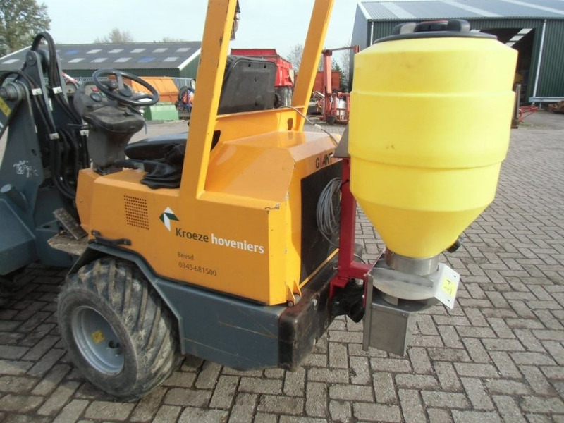 COMBI en zoutstrooier - Máquina quitanieve: foto 2 COMBI en zoutstrooier - Máquina quitanieve: foto 2