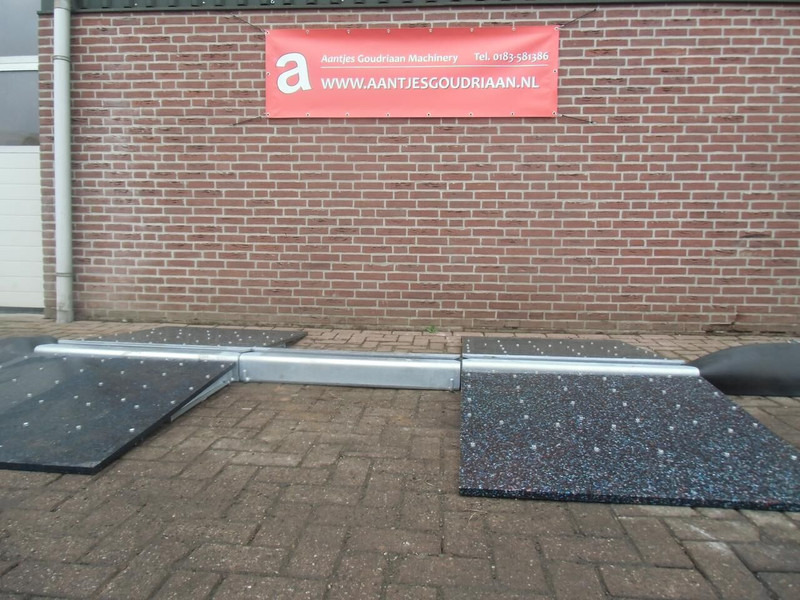 Onbekend Slangenbrug - Equipo de manutención: foto 3 Onbekend Slangenbrug - Equipo de manutención: foto 3