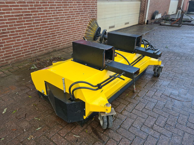 MTS bezem met lepel insteek - Barredora cucharón: foto 3 MTS bezem met lepel insteek - Barredora cucharón: foto 3