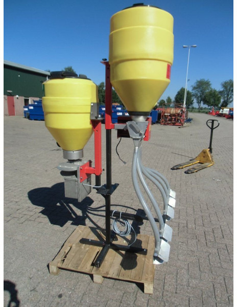 Onbekend Zaaimachine/strooier - Esparcidor de fertilizantes: foto 4 Onbekend Zaaimachine/strooier - Esparcidor de fertilizantes: foto 4