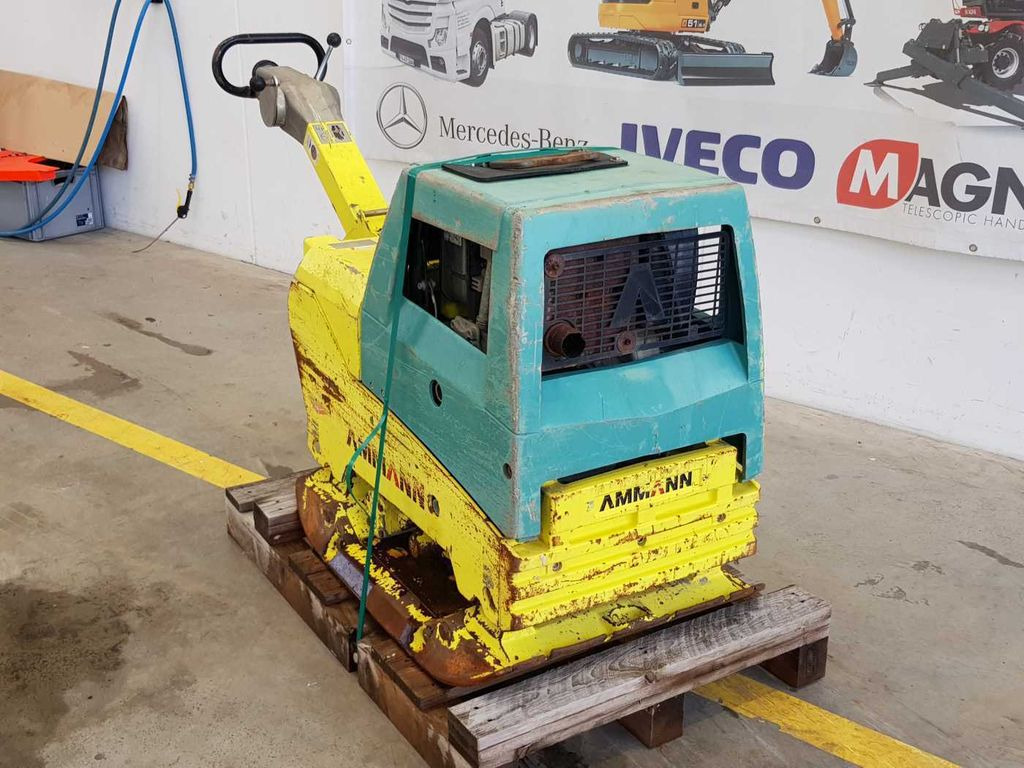 Ammann APH 6530 Rüttelplatte / 539kg / 2018 / Diesel Ammann APH 6530 Rüttelplatte / 539kg / 2018 / Diesel - Plancha reversible: foto 4 Ammann APH 6530 Rüttelplatte / 539kg / 2018 / Diesel Ammann APH 6530 Rüttelplatte / 539kg / 2018 / Diesel - Plancha reversible: foto 4