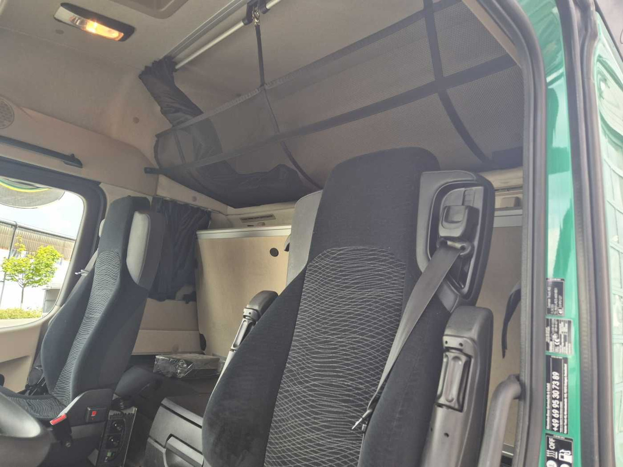 Cabeza tractora Mercedes-Benz Actros 1840 LSnRL Retarder Hubsattelplatte Xenon: foto 11 Cabeza tractora Mercedes-Benz Actros 1840 LSnRL Retarder Hubsattelplatte Xenon: foto 11