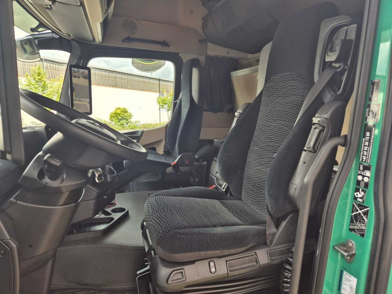 Cabeza tractora Mercedes-Benz Actros 1840 LSnRL Retarder Hubsattelplatte Xenon: foto 10 Cabeza tractora Mercedes-Benz Actros 1840 LSnRL Retarder Hubsattelplatte Xenon: foto 10