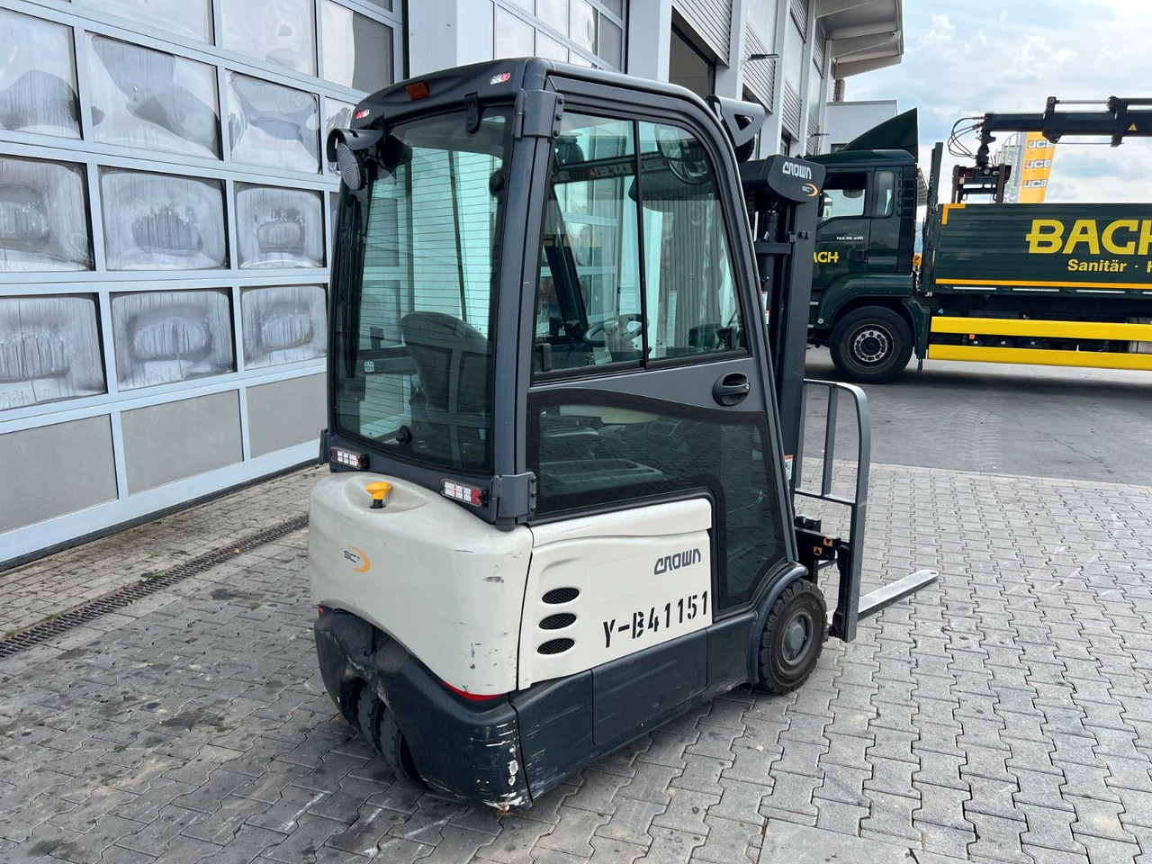 Crown SCT6020-1.3 / Triplex 4,3m / 1.227h / 2017 - Carretilla elevadora eléctrica: foto 3 Crown SCT6020-1.3 / Triplex 4,3m / 1.227h / 2017 - Carretilla elevadora eléctrica: foto 3