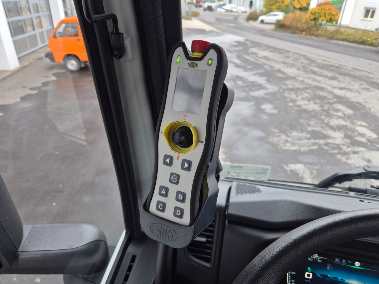 Camión volquete Iveco AD260S40X/P Meiller AK16. T Funk AHK: foto 21 Camión volquete Iveco AD260S40X/P Meiller AK16. T Funk AHK: foto 21