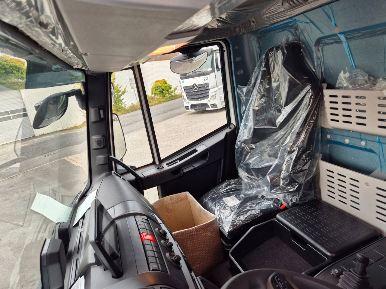 Camión transporte de bebidas Iveco Eurocargo ML120EL25/P Böse Schiebeplanen LBW AHK: foto 26 Camión transporte de bebidas Iveco Eurocargo ML120EL25/P Böse Schiebeplanen LBW AHK: foto 26