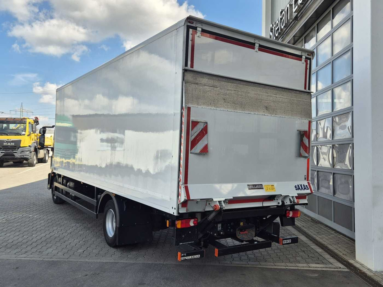 Iveco Eurocargo ML140E28/P 4x2 *LBW*AHK*Klima / 3x - Camión caja cerrada: foto 5 Iveco Eurocargo ML140E28/P 4x2 *LBW*AHK*Klima / 3x - Camión caja cerrada: foto 5