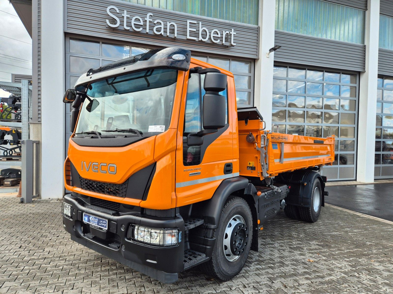 Iveco Eurocargo ML180E32K 4x2 Meiller AHK - Camión volquete: foto 2 Iveco Eurocargo ML180E32K 4x2 Meiller AHK - Camión volquete: foto 2