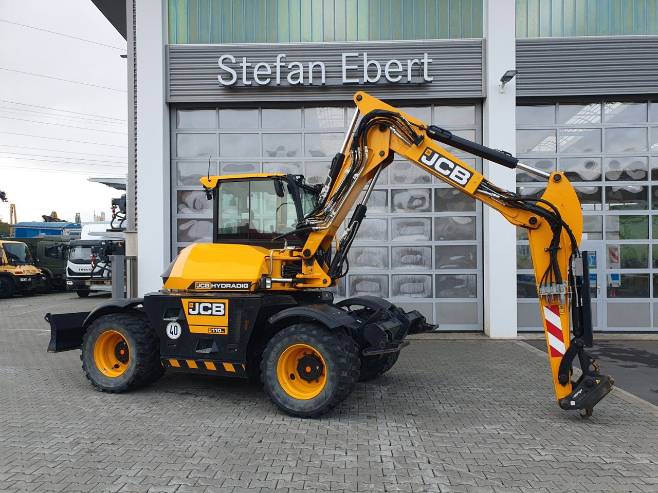 JCB Hydradig 110W / Pratzen / nur 572h! / 2023 - Excavadora de ruedas: foto 1 JCB Hydradig 110W / Pratzen / nur 572h! / 2023 - Excavadora de ruedas: foto 1