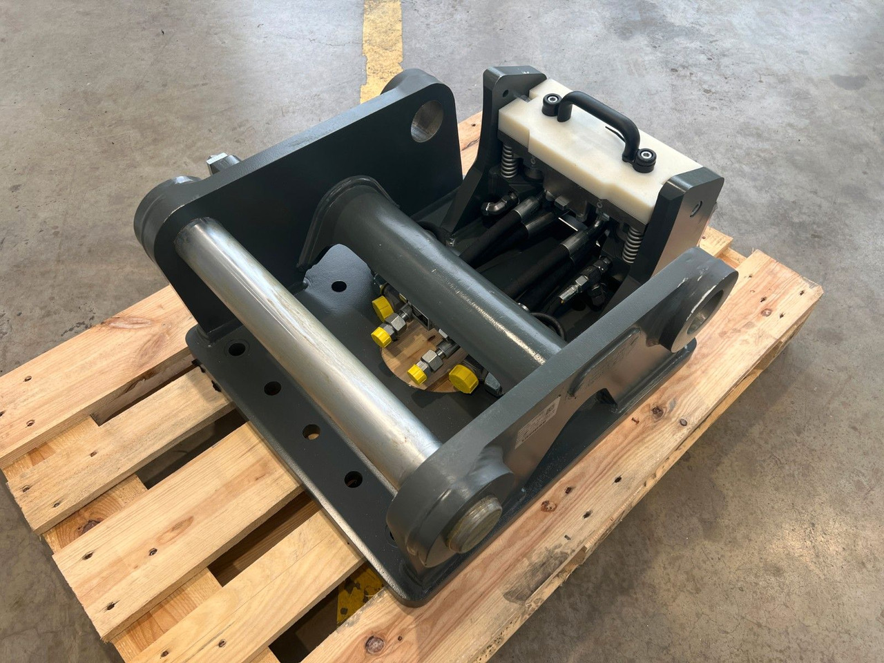 Liebherr Likufix SW48 Adapterplatte NEU lagernd - Acoplamiento rápido: foto 5 Liebherr Likufix SW48 Adapterplatte NEU lagernd - Acoplamiento rápido: foto 5