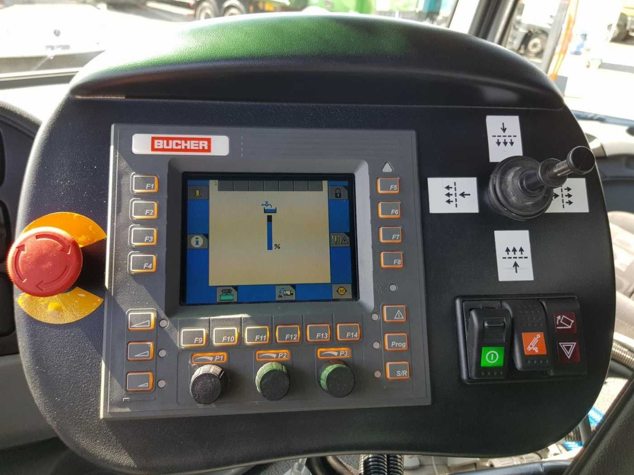 Leasing de  Mercedes-Benz Actros 2032 A 4x4 Bucher STKF 9500 Airport Mercedes-Benz Actros 2032 A 4x4 Bucher STKF 9500 Airport: foto 12 Leasing de  Mercedes-Benz Actros 2032 A 4x4 Bucher STKF 9500 Airport Mercedes-Benz Actros 2032 A 4x4 Bucher STKF 9500 Airport: foto 12