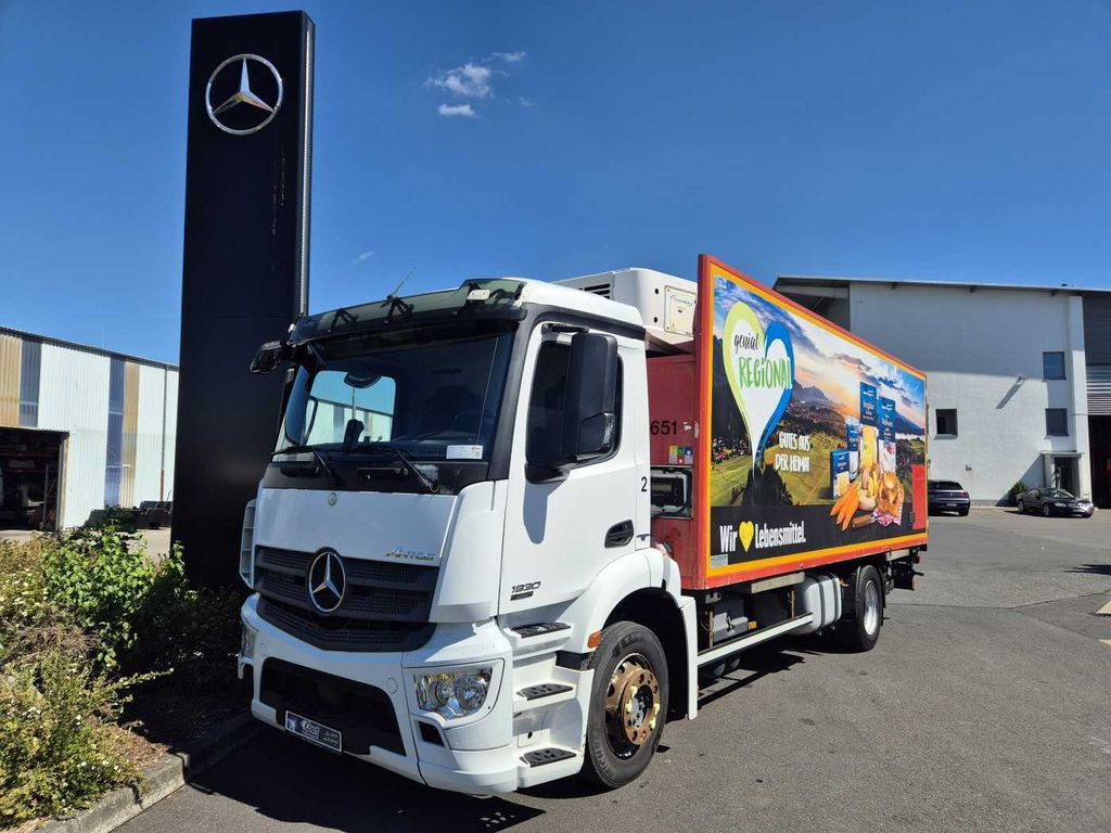 Mercedes-Benz Antos 1830 LL 4x2 Ladebordwand Carrier Supra 750 - Camión frigorífico: foto 1 Mercedes-Benz Antos 1830 LL 4x2 Ladebordwand Carrier Supra 750 - Camión frigorífico: foto 1