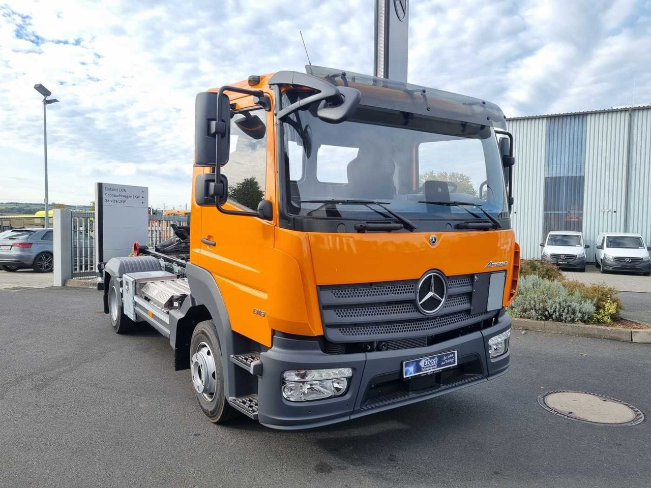 Mercedes-Benz Atego 818 K 4x2 HIAB XR5S3650 AHK Klima - Camión multibasculante: foto 3 Mercedes-Benz Atego 818 K 4x2 HIAB XR5S3650 AHK Klima - Camión multibasculante: foto 3