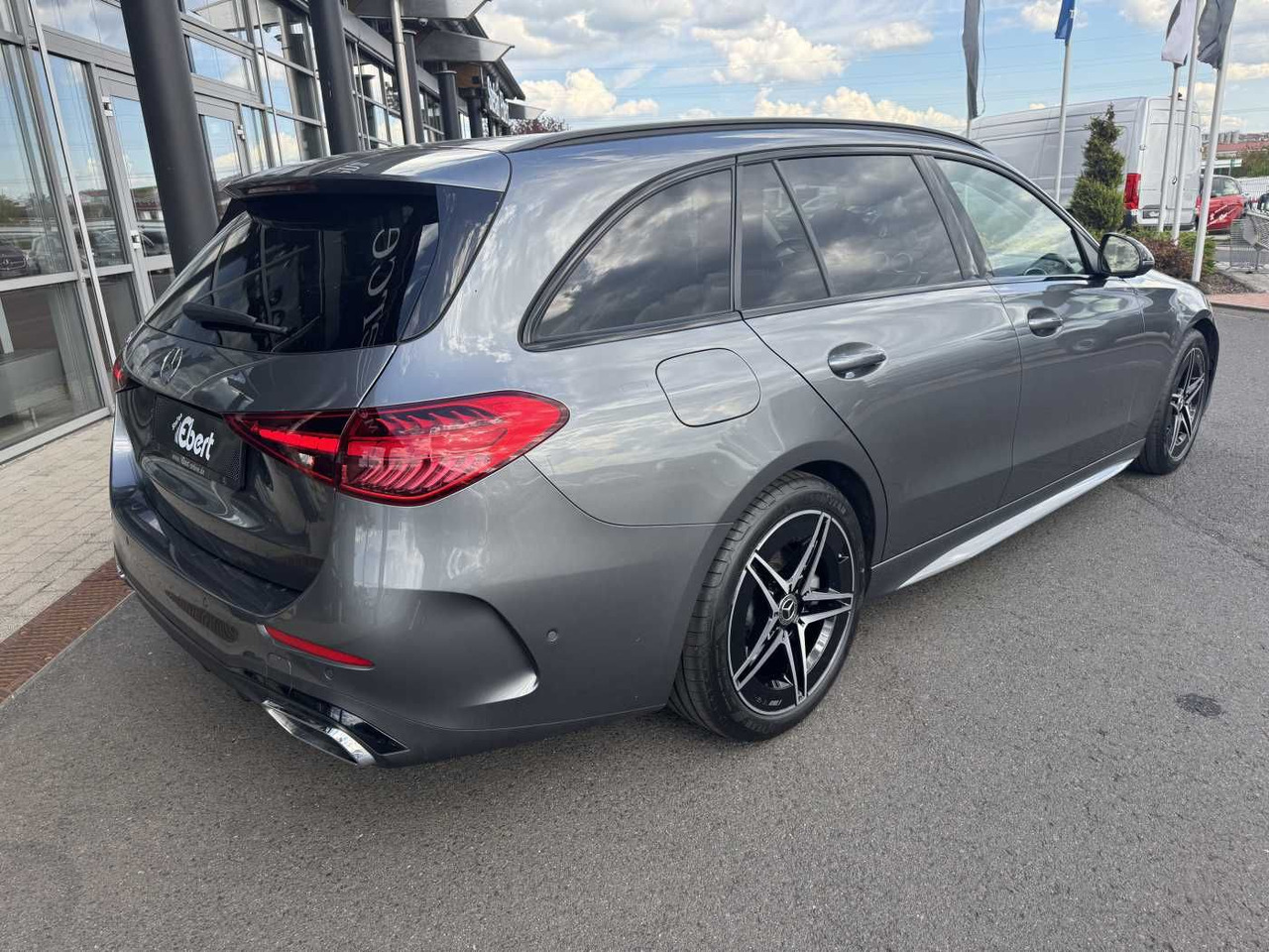 Mercedes-Benz C 200 T AMG Pano+AHK+RFK+Memory+Night+ TotW - Coche familiar: foto 4 Mercedes-Benz C 200 T AMG Pano+AHK+RFK+Memory+Night+ TotW - Coche familiar: foto 4