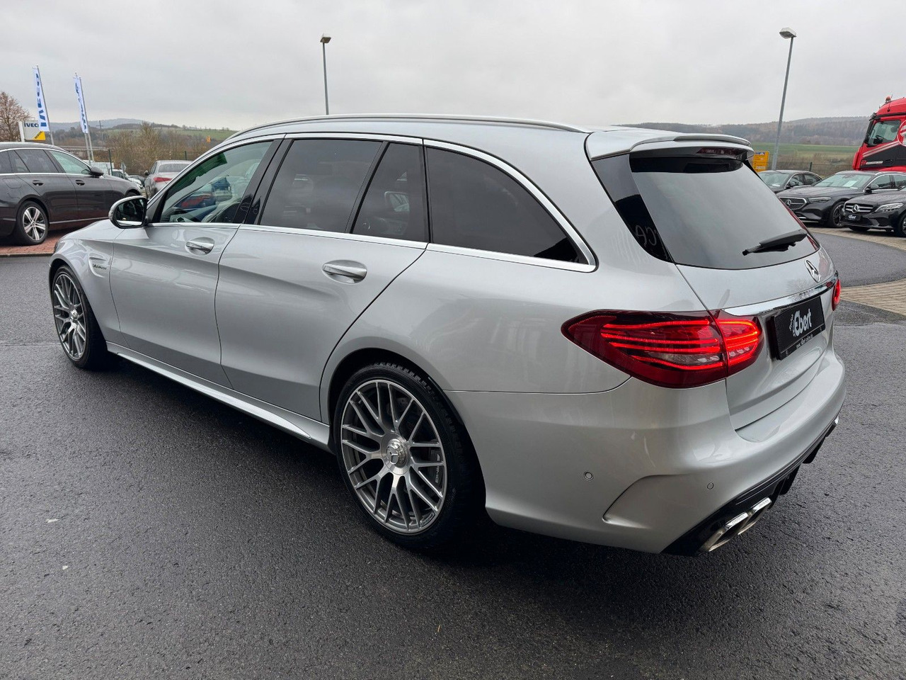 Mercedes-Benz C 63 AMG T Pano+Burmester+Distr+Memory+RFK - Coche familiar: foto 4 Mercedes-Benz C 63 AMG T Pano+Burmester+Distr+Memory+RFK - Coche familiar: foto 4