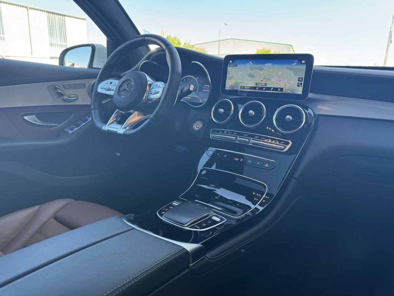 Coche Mercedes-Benz GLC 43 AMG Coupe AirM+Memory+RFK+ SPUR+TOTW+ESD: foto 13