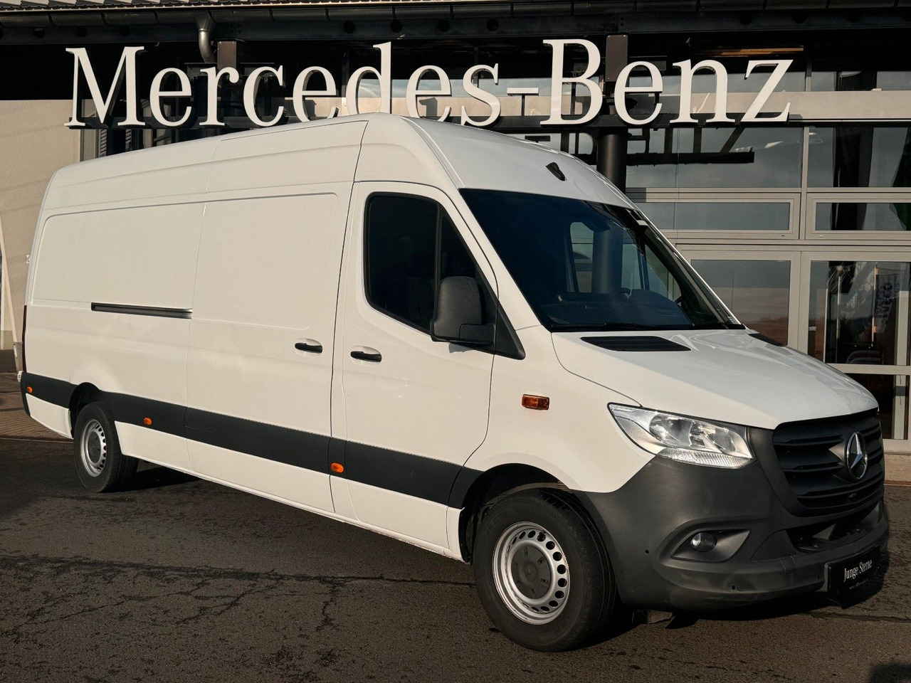 Mercedes-Benz Sprinter 315 CDI 4325 Navi Klima 360 AHK - Furgón: foto 1 Mercedes-Benz Sprinter 315 CDI 4325 Navi Klima 360 AHK - Furgón: foto 1