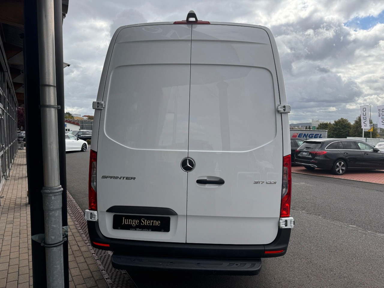 Mercedes-Benz Sprinter 317 CDI 4325 Klima 360 SHZ Schwing - Furgón: foto 5 Mercedes-Benz Sprinter 317 CDI 4325 Klima 360 SHZ Schwing - Furgón: foto 5