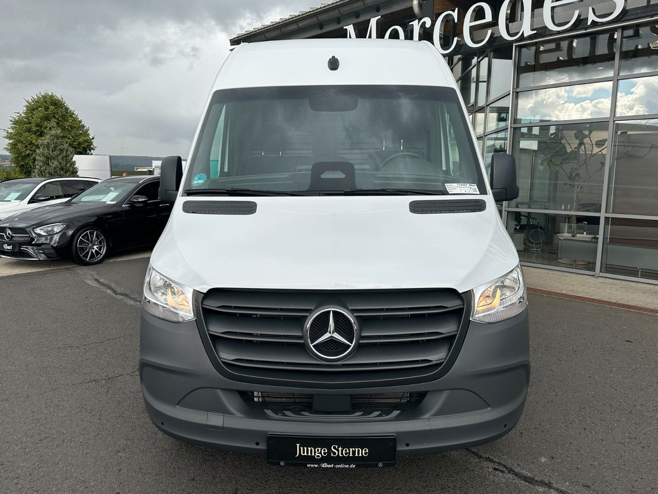 Mercedes-Benz Sprinter 317 CDI 9G 4325 Klima Kamera SHZ AHK - Furgón: foto 2 Mercedes-Benz Sprinter 317 CDI 9G 4325 Klima Kamera SHZ AHK - Furgón: foto 2