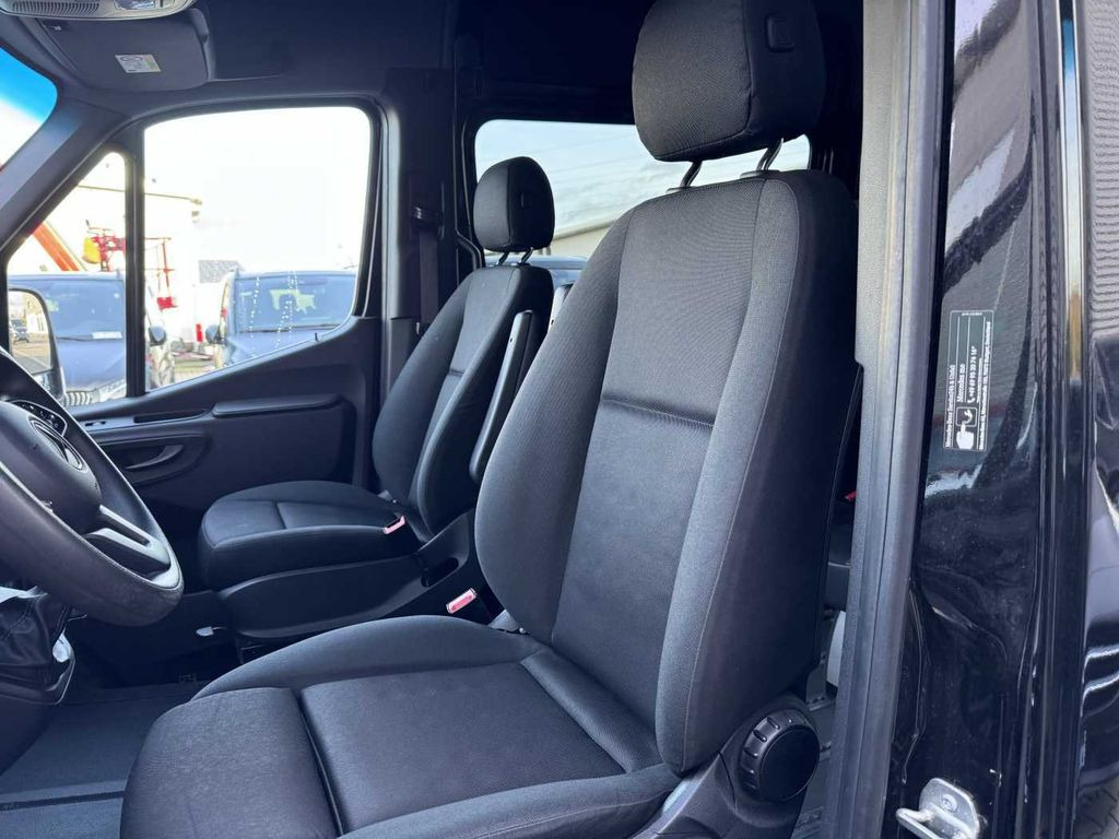 Leasing de Mercedes-Benz Sprinter 317 CDI Rollstuhl-/Behinderten-Lift AMF Mercedes-Benz Sprinter 317 CDI Rollstuhl-/Behinderten-Lift AMF Mercedes-Benz Sprinter 317 CDI Rollstuhl-/Behinderten-Lift AMF Mercedes-Benz Sprinter 317 CDI Rollstuhl-/Behinderten-Lift AMF: foto 12