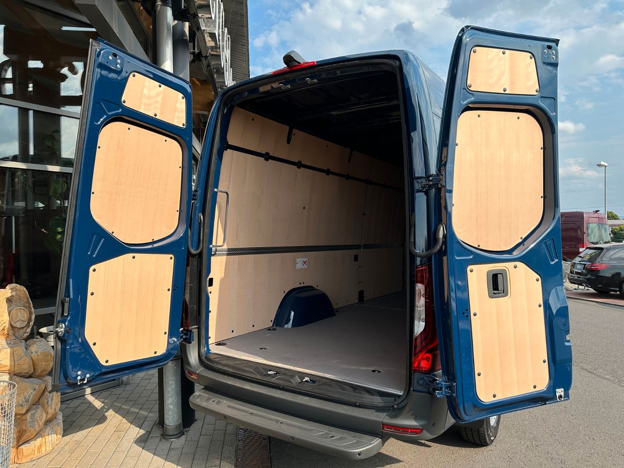 Mercedes-Benz Sprinter 319 CDI 4x4 4325 Klima LED MBUX Kamera - Furgón: foto 5 Mercedes-Benz Sprinter 319 CDI 4x4 4325 Klima LED MBUX Kamera - Furgón: foto 5