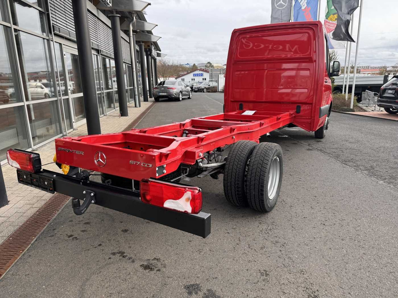 Mercedes-Benz Sprinter 517 CDI 4325 Fahrgestell AHK3,5 5.500kg - Camión chasis: foto 4 Mercedes-Benz Sprinter 517 CDI 4325 Fahrgestell AHK3,5 5.500kg - Camión chasis: foto 4